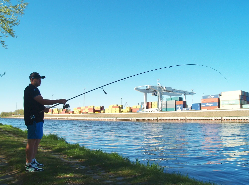 GARBOLINO FEEDEROVÝ PRUT ADDICTION DISTANCE FEEDER 3S - 13'/ 3,9 m